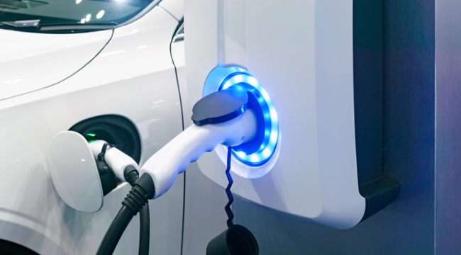 Benzinli ve dizel azalıyor, elektrikli otomobil satışları artıyor!