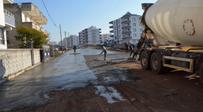 Siverek'te beton yol çalışmaları sürüyor!