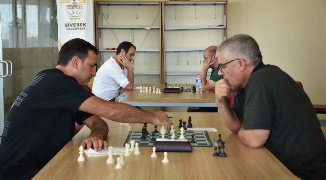 Siverek'te düzenlenen satranç turnuvası sona erdi!