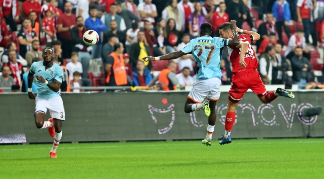 Samsunspor Başakşehir maçında gol sesi çıkmadı!