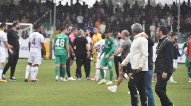 Bodrum FK Eyüpspor maçında ortalık karıştı!