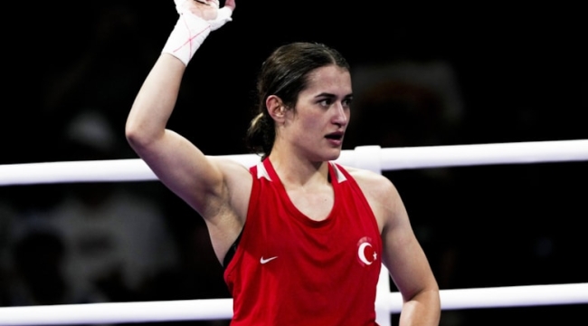 PARİST'TE TARİH YAZDI!