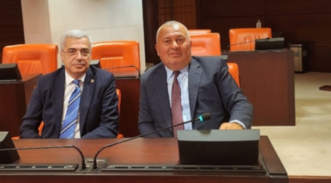 CEMAL ENGİNYURT İLE SALİH UZUN YARIN İSTİFA EDECEK