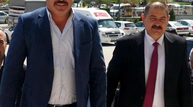 KATİLİ İLE AYNI KAREDE!