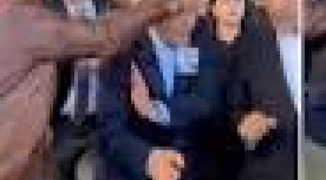 BİR KATİL BİR BAŞKANA YUMRUK ATTI!
